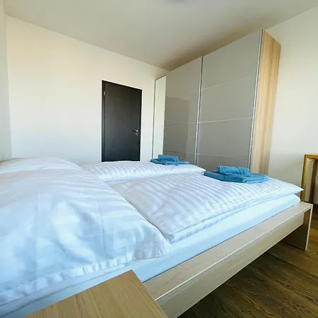 Sag 18th Floor Beautiful In Center Free Wifi Apartment *